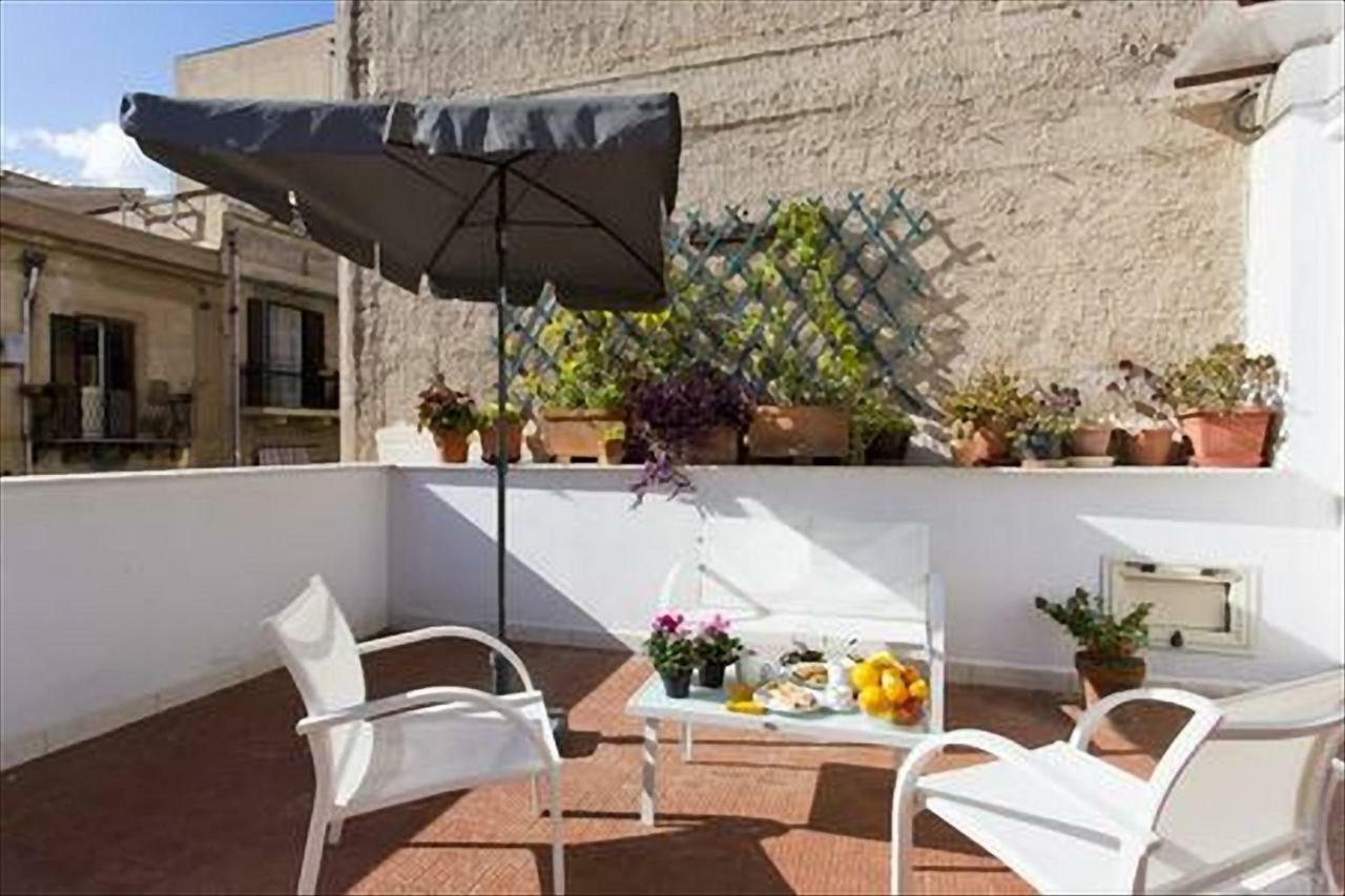 Il Geranio Blu Apartment Palermo Exterior photo